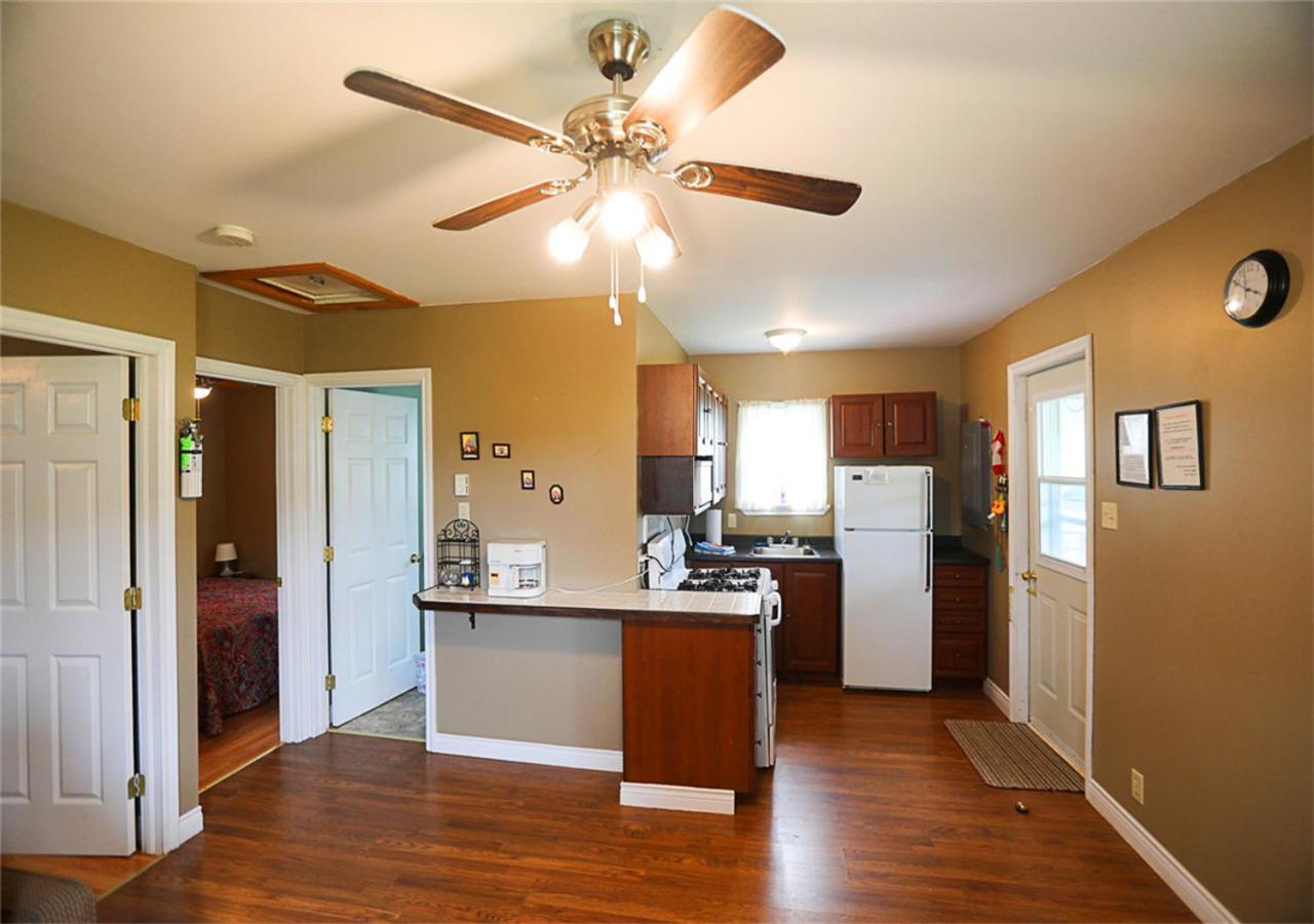 Island Life Cottages Brackley Beach Room photo