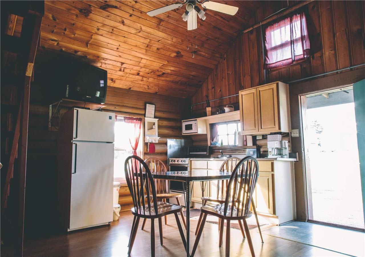 Island Life Cottages Brackley Beach Room photo